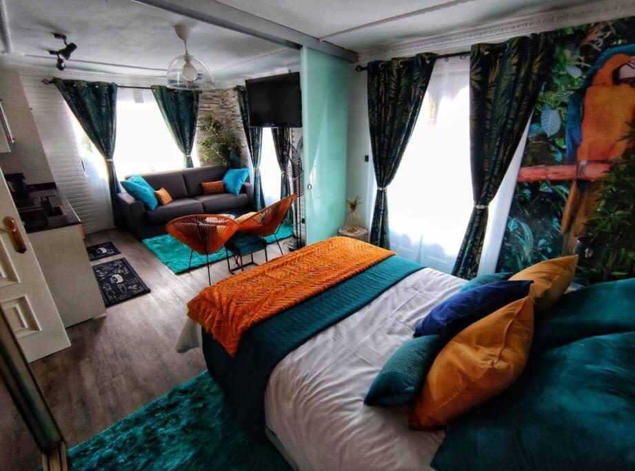 Hoja De Arce - Apartamento Rural กาสโตร-อูร์เดียเลส ภายนอก รูปภาพ