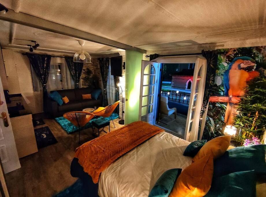 Hoja De Arce - Apartamento Rural กาสโตร-อูร์เดียเลส ภายนอก รูปภาพ