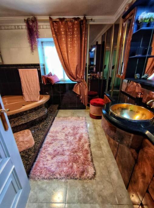 Hoja De Arce - Apartamento Rural กาสโตร-อูร์เดียเลส ภายนอก รูปภาพ
